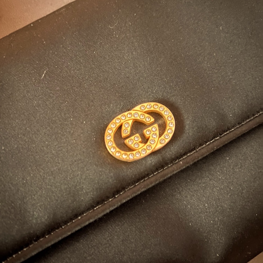 Gucci evening bag with gold chain